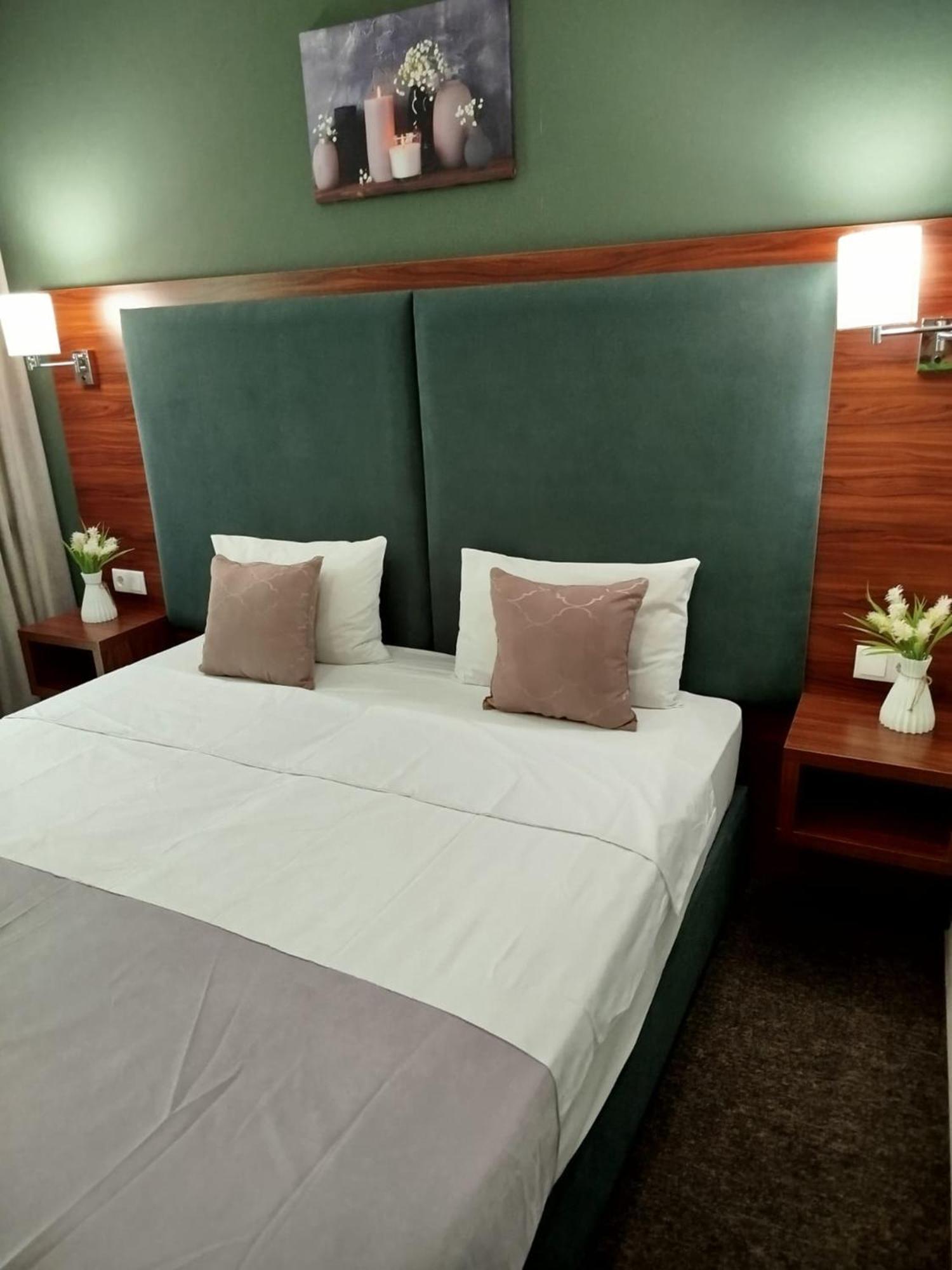 Green Tower Hotel Тбилиси Екстериор снимка