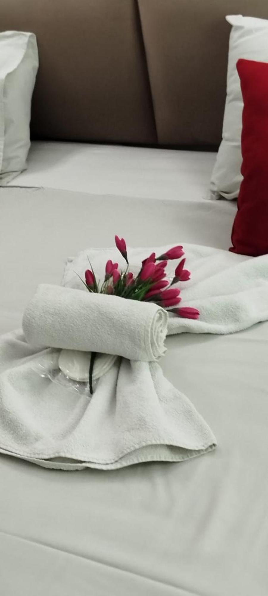 Green Tower Hotel Тбилиси Екстериор снимка