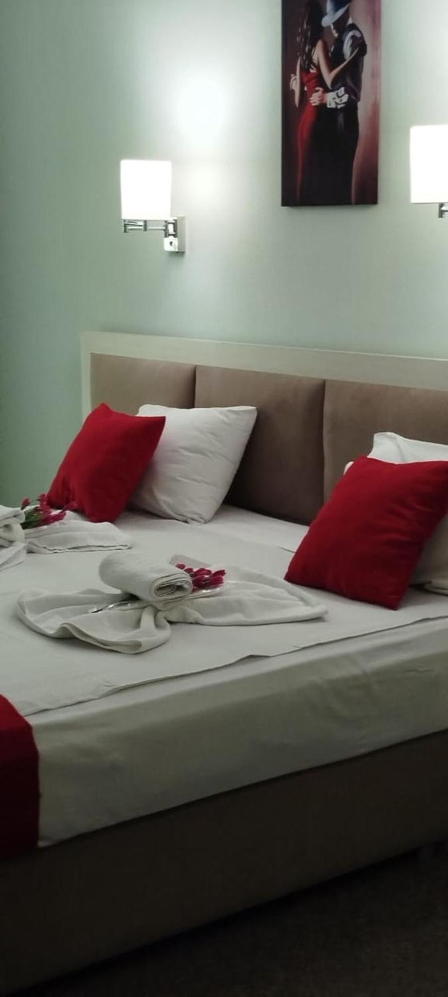 Green Tower Hotel Тбилиси Екстериор снимка